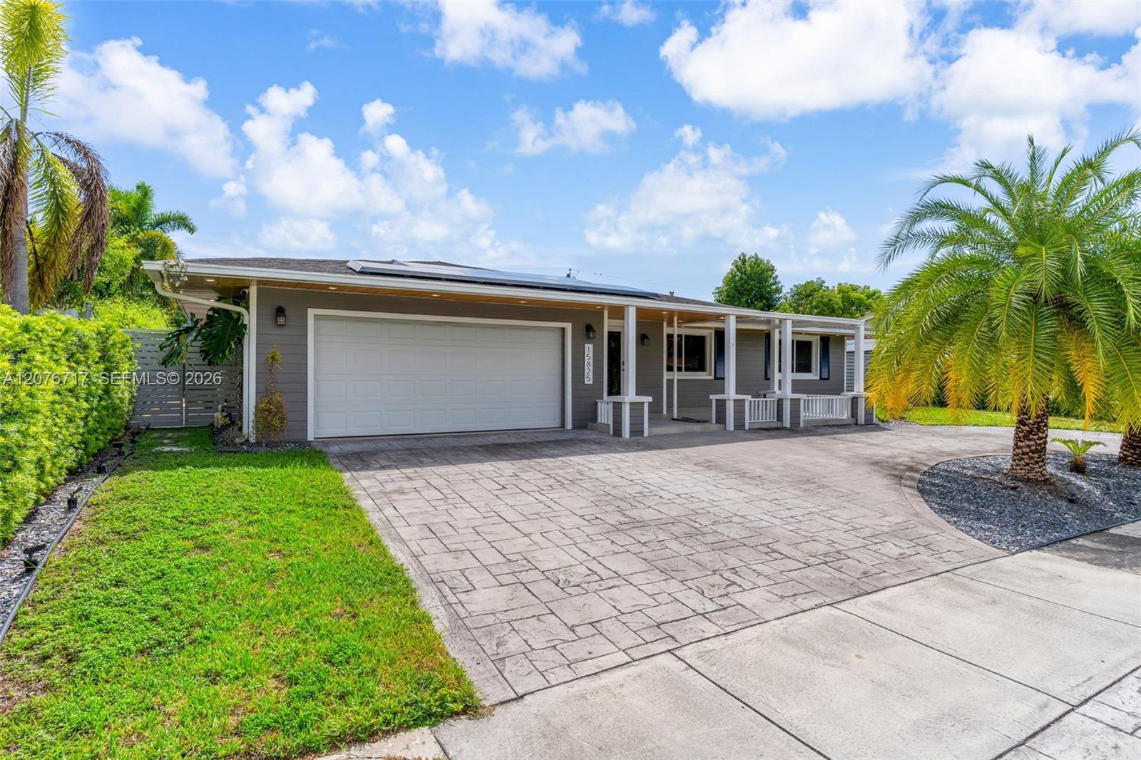 15825 SW 103rd Pl, Miami FL 33157