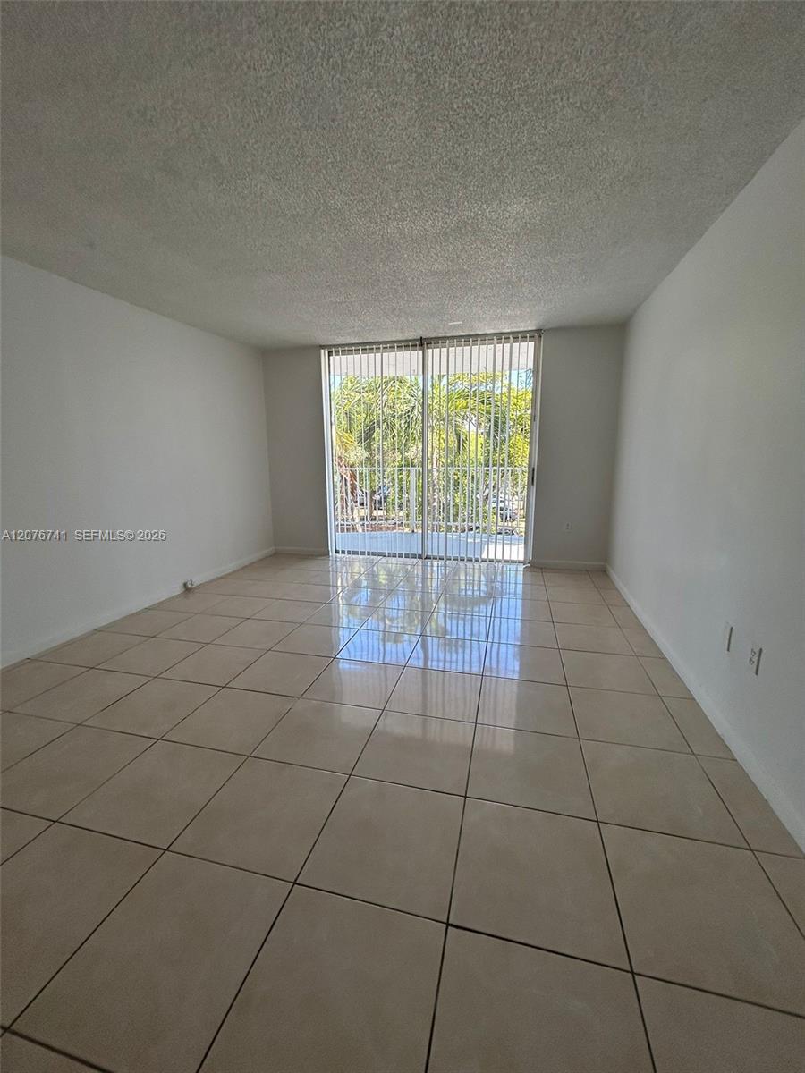 496 NW 165th St Rd # 310, Miami FL 33169 photo 2