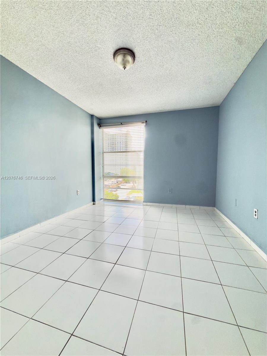 17560 Atlantic Blvd # 503, Sunny Isles Beach FL 33160 photo 3