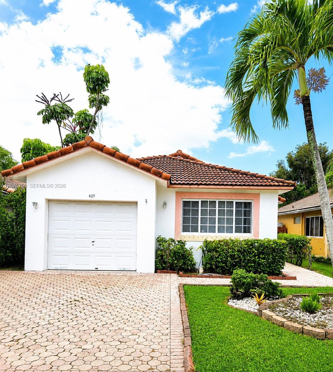 405 Kelly Ln, Weston FL 33326