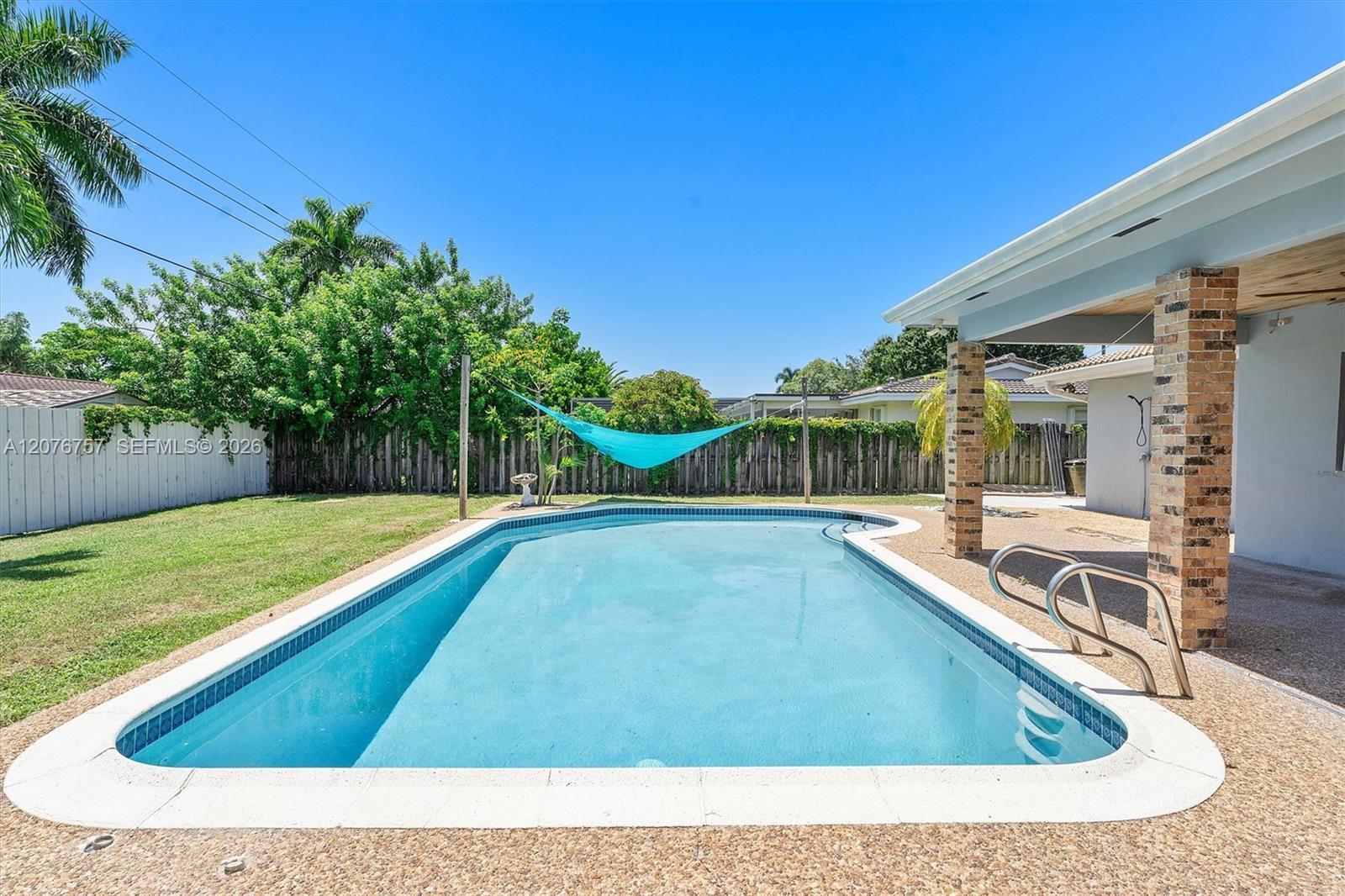 7220 NW 10th Pl, Plantation FL 33313 photo 5