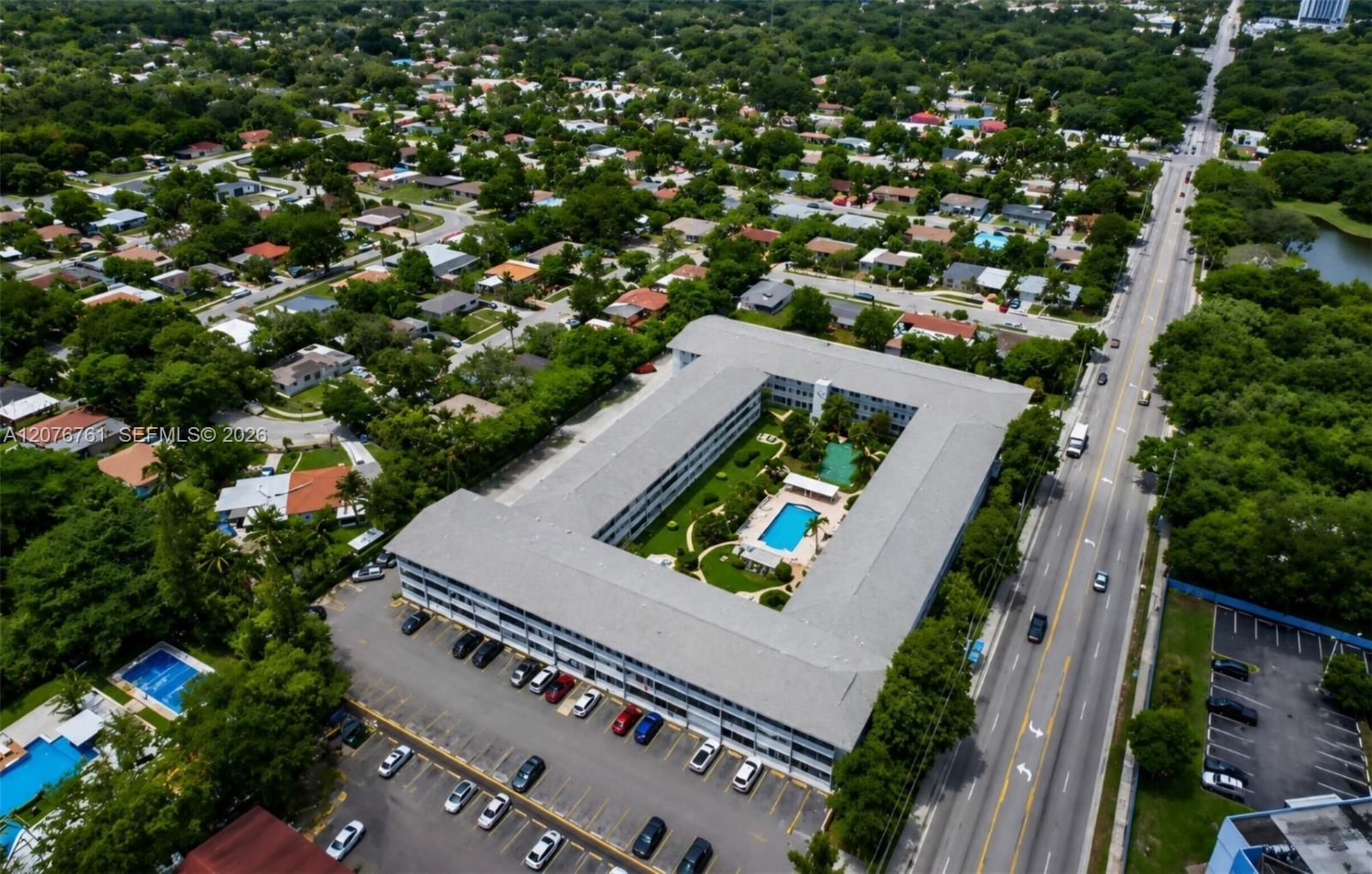 15610 NE 6th Ave # 30C, Miami FL 33162 photo 3