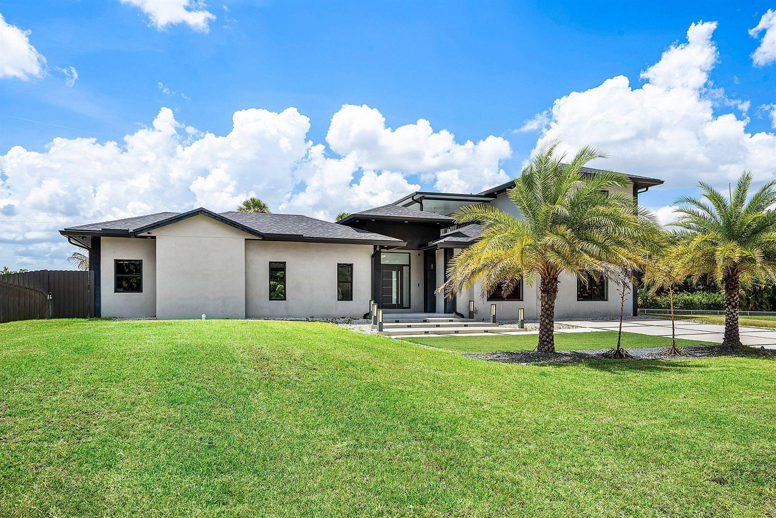 641 Marshall Road, West Palm Beach FL 33413 photo 3