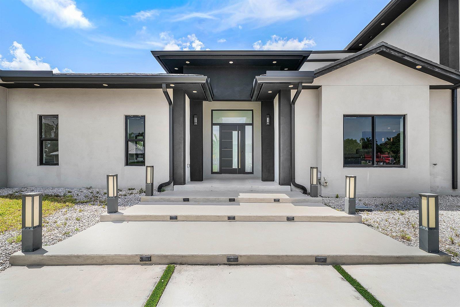 641 Marshall Road, West Palm Beach FL 33413 photo 4