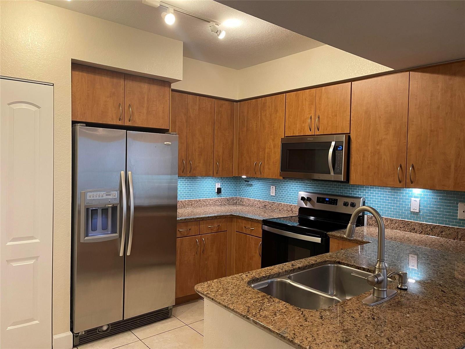 1830 RADIUS Drive # 720, Hollywood FL 33020 photo 2