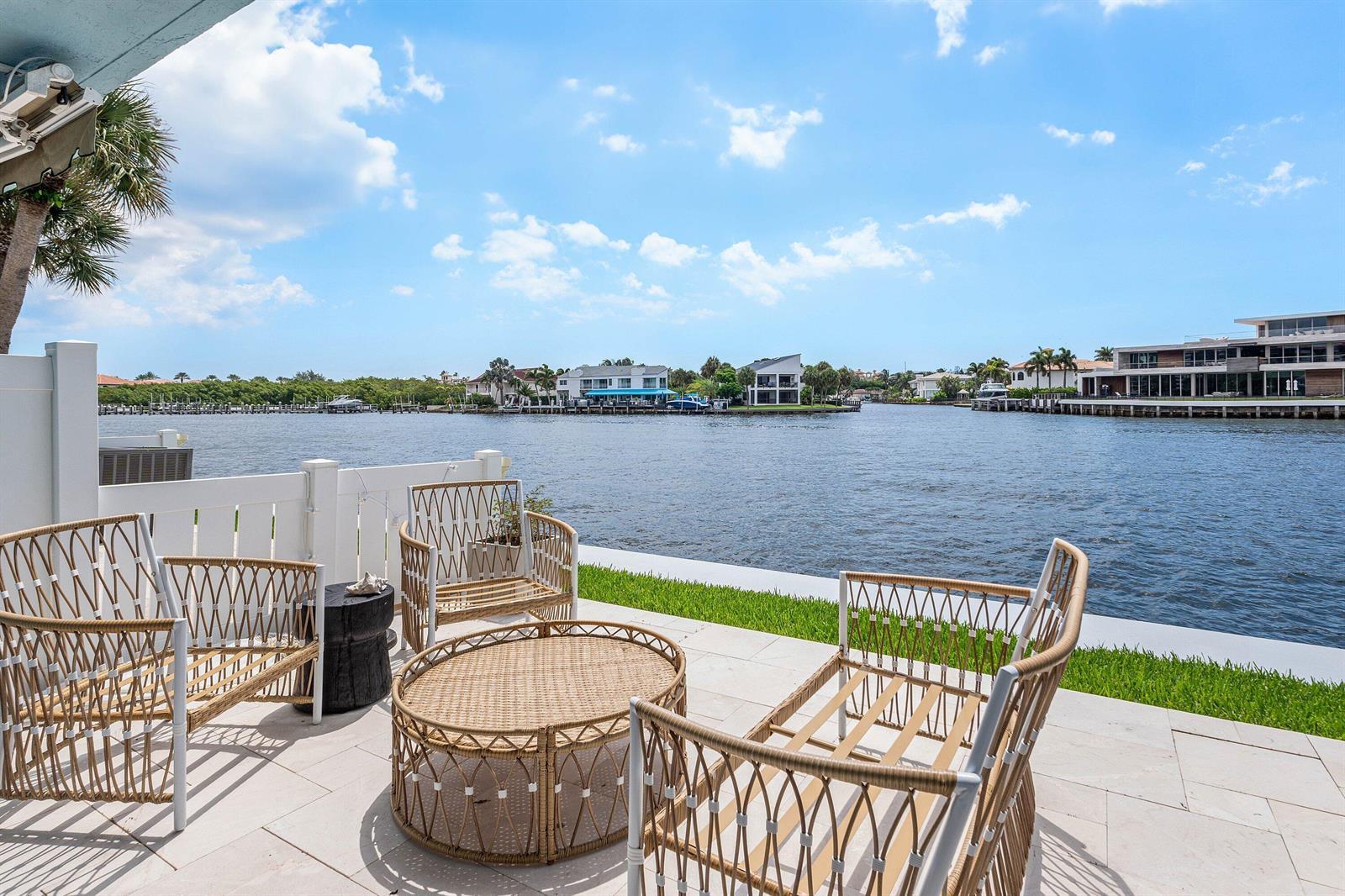 900 Jeffery Street, Boca Raton FL 33487 photo 4