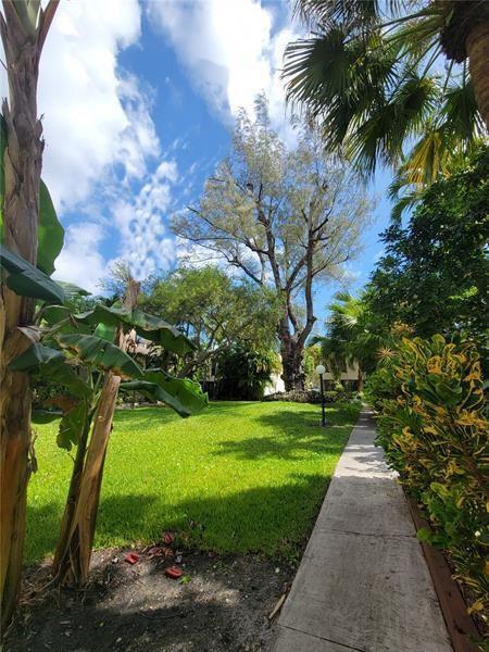 19424 NE 26th Avenue # 131B, Miami FL 33180 photo 5
