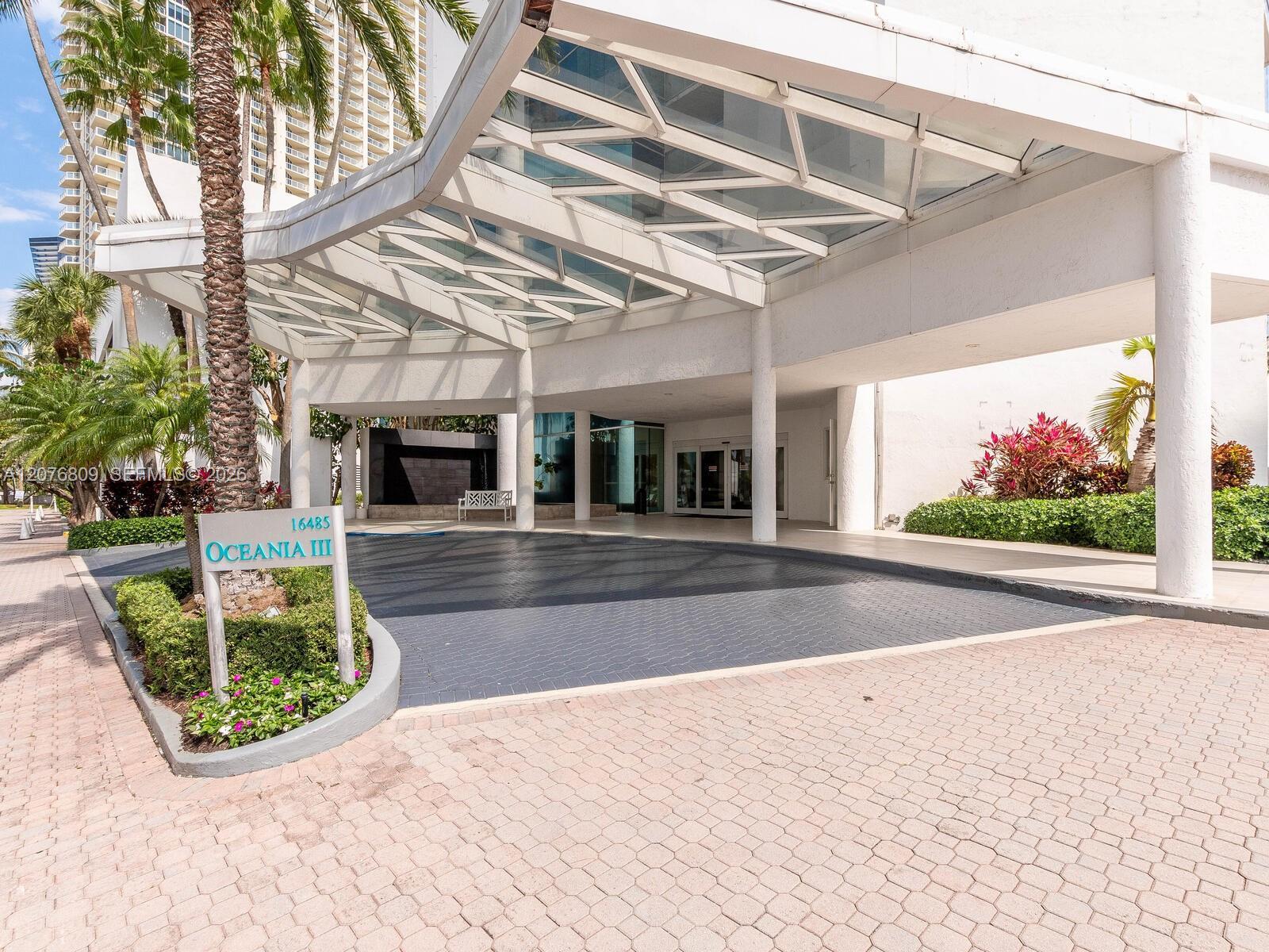 16485 Collins Ave # 1131, Sunny Isles Beach FL 33160 photo 3