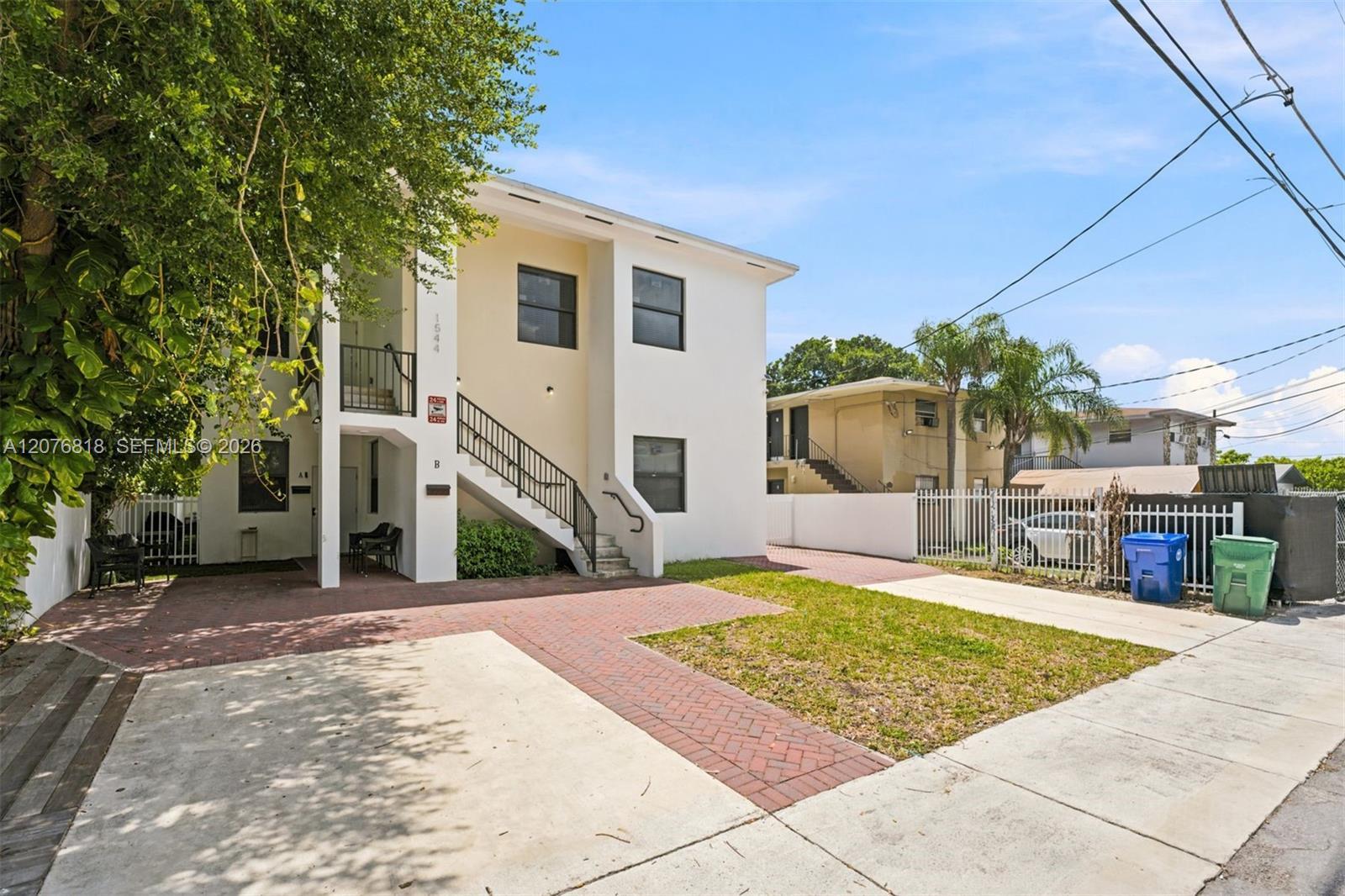 1544 NW 59th St # B, Miami FL 33142 photo 2