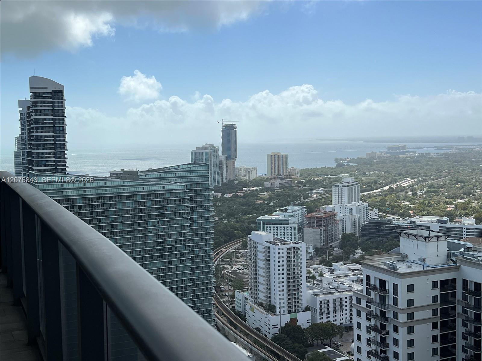 45 SW 9th St # 4408, Miami FL 33130 photo 2