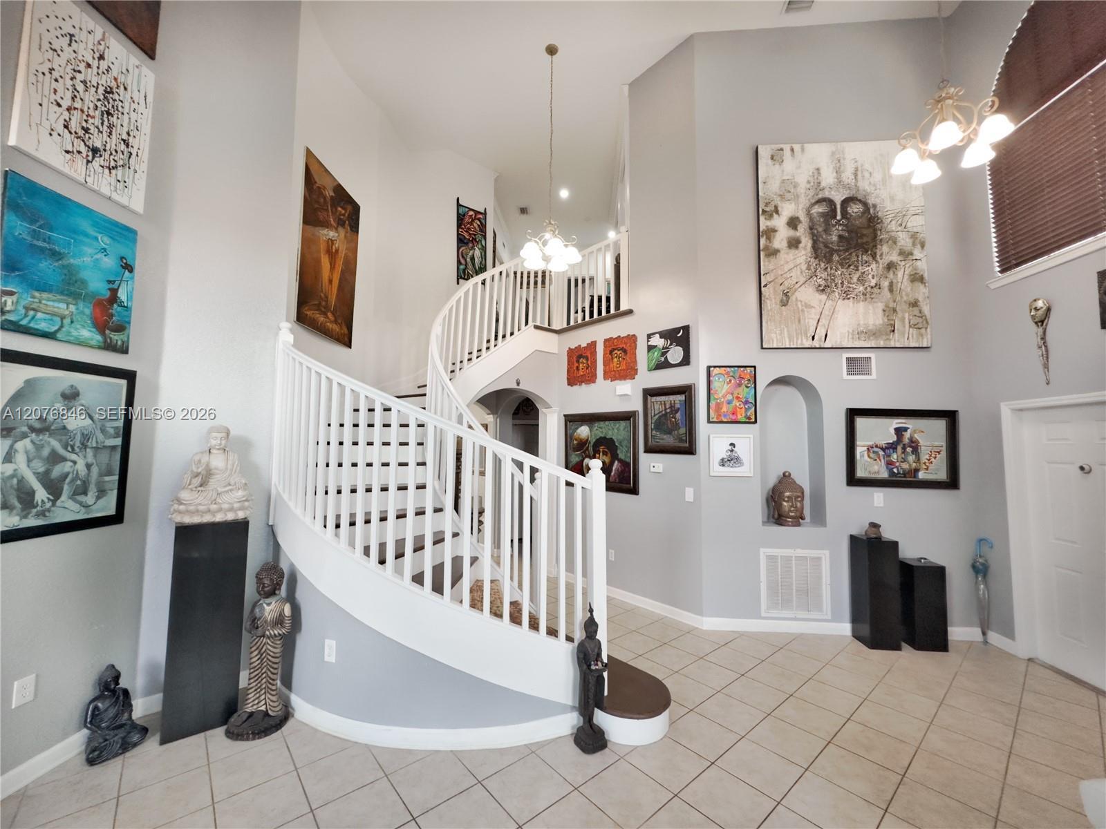 2105 NE 38th Rd, Homestead FL 33033 photo 2