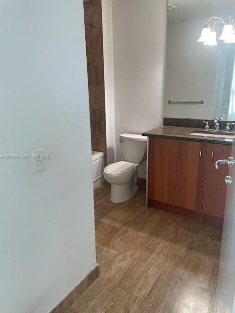 300 S Biscayne Blvd # 2303, Miami FL 33131 photo 4