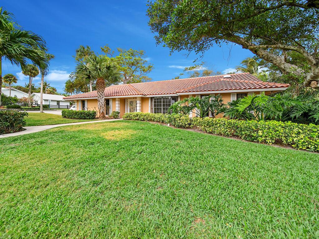 9 W HIGH POINT Road, Sewalls Point FL 34996 photo 2