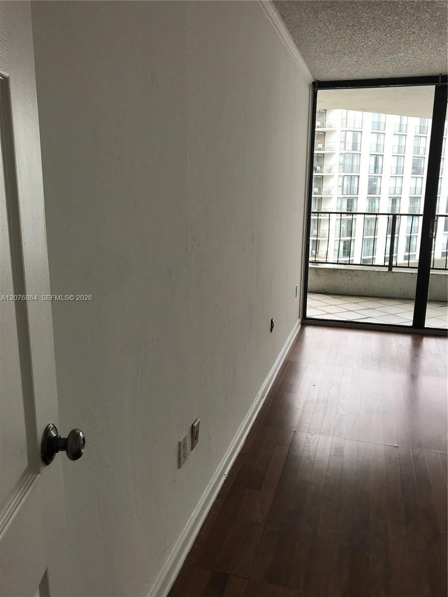 555 NE 15th St # 30E, Miami FL 33132 photo 2