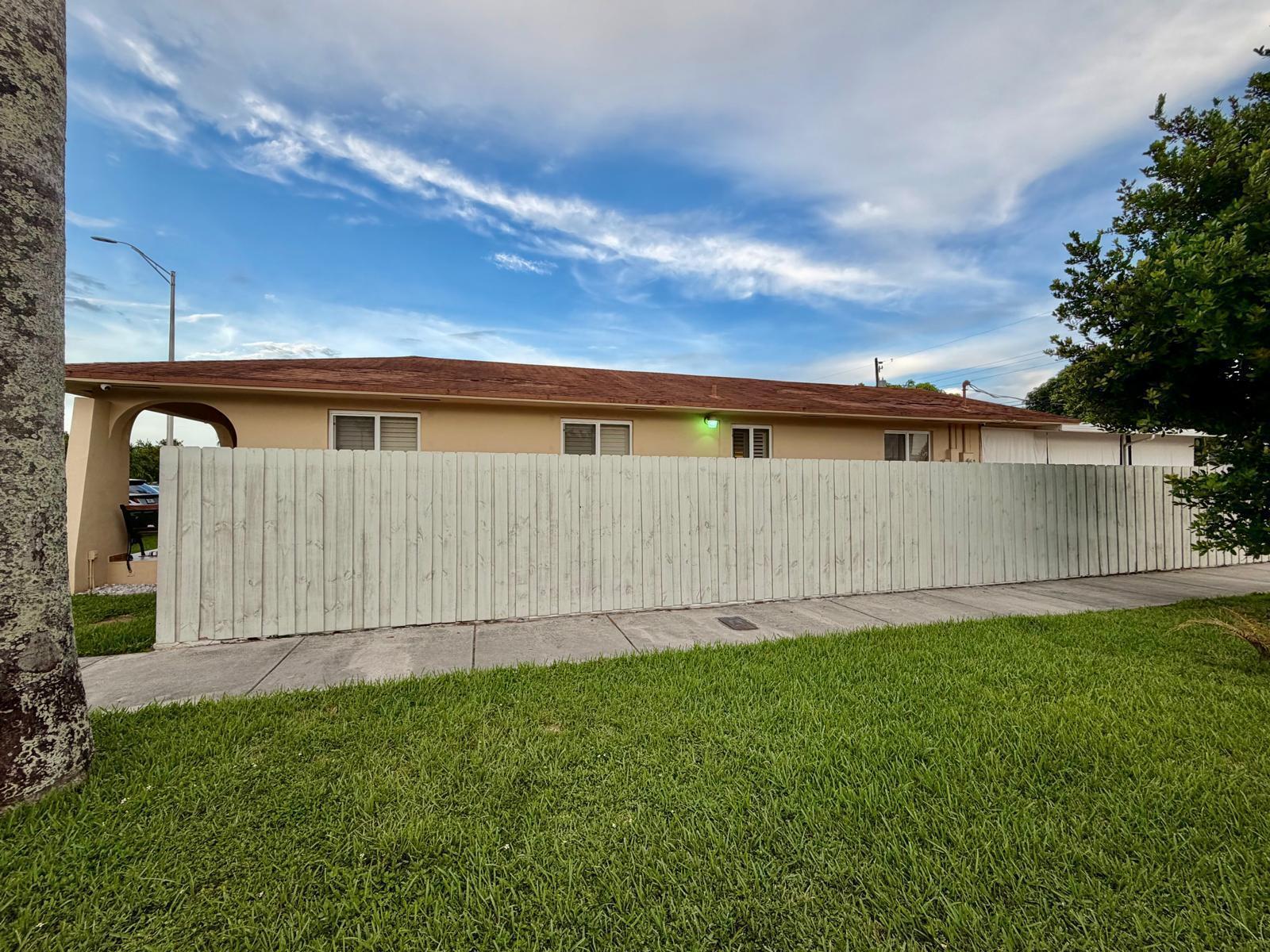1092 W 32nd Street, Hialeah FL 33012 photo 5