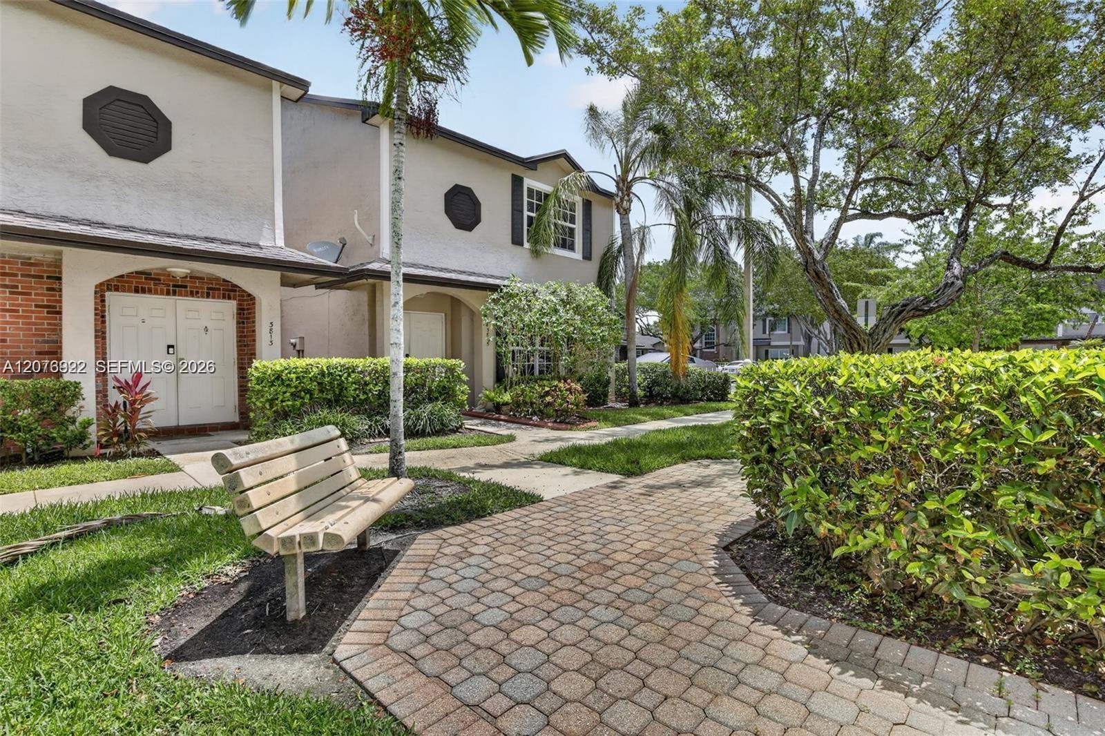 3815 NW 122nd Ter, Sunrise FL 33323 photo 4