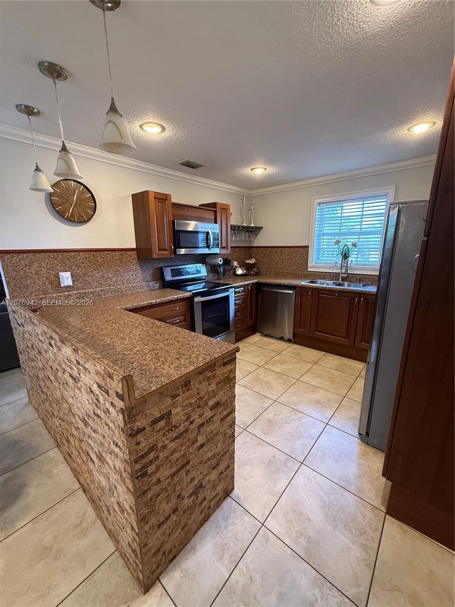 15465 SW 298th Ter, Homestead FL 33033 photo 5