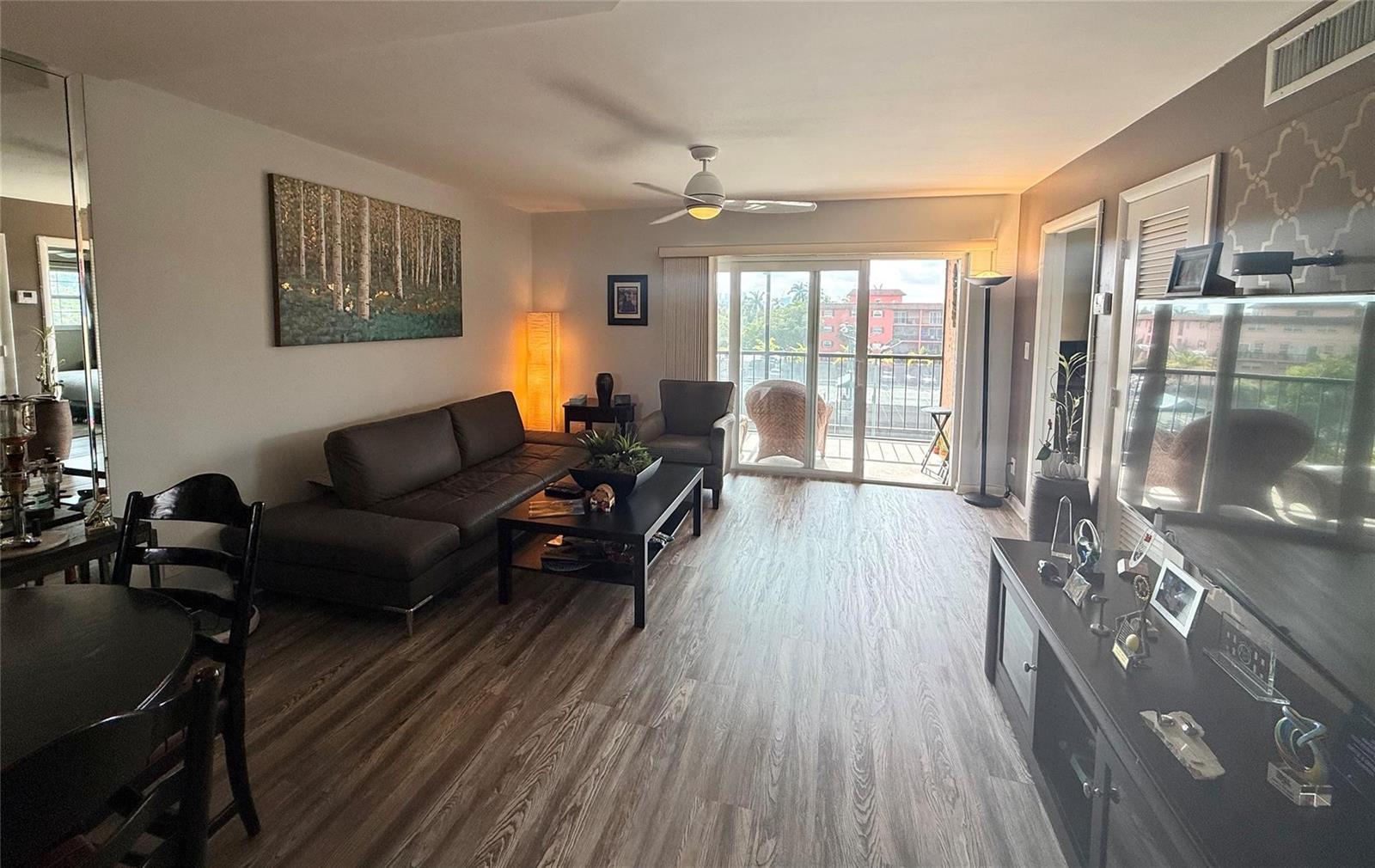 610 Tennis Club Drive # 408, Fort Lauderdale FL 33311 photo 5