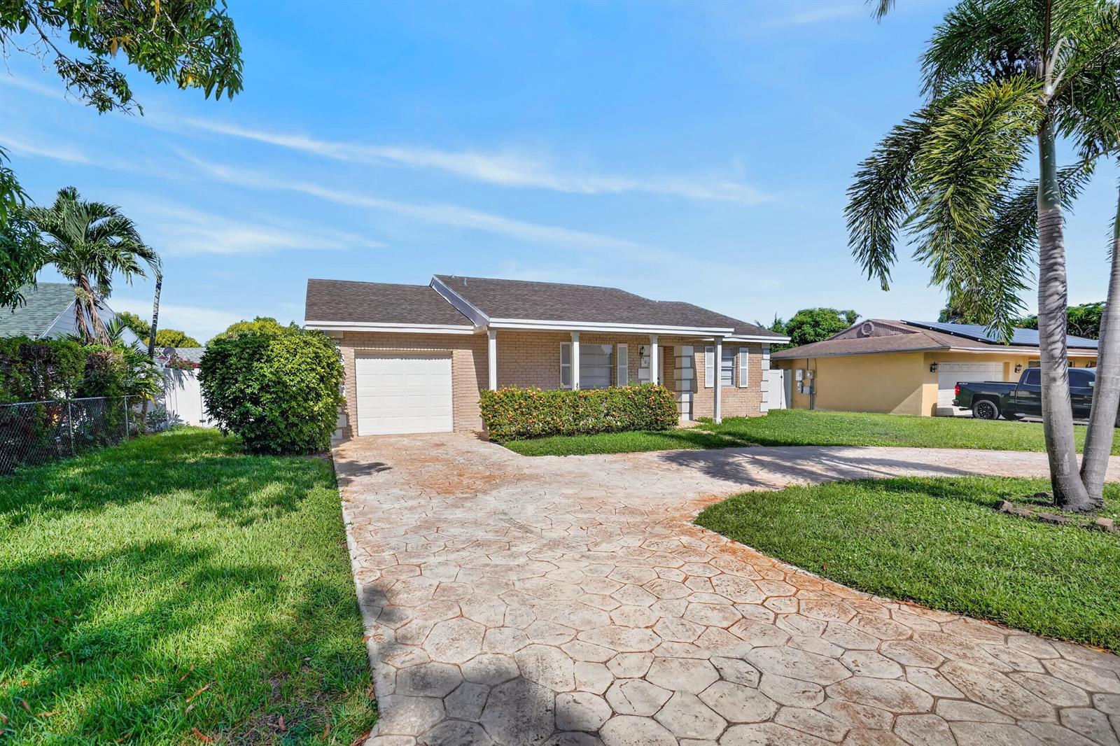 702 PLACE TAVANT, Delray Beach FL 33445 photo 2