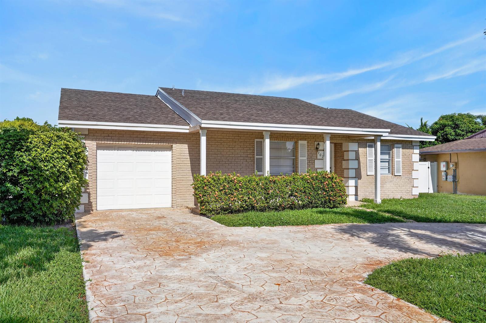 702 PLACE TAVANT, Delray Beach FL 33445 photo 3