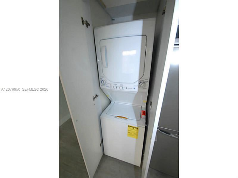 1321 PENNSYLVANIA AV # 4, Miami Beach FL 33139 photo 3