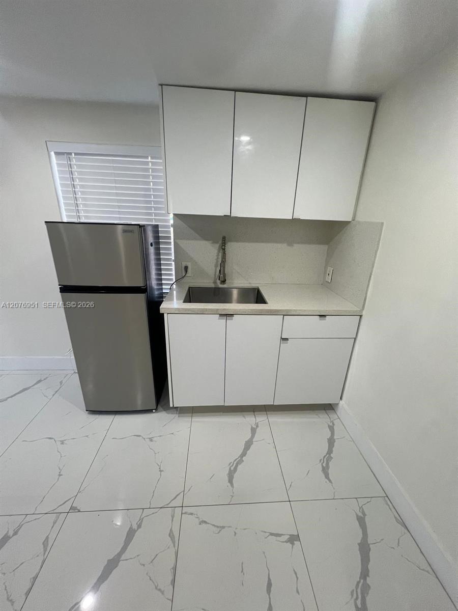 4750 NW 5th St # 2, Miami FL 33126 photo 4