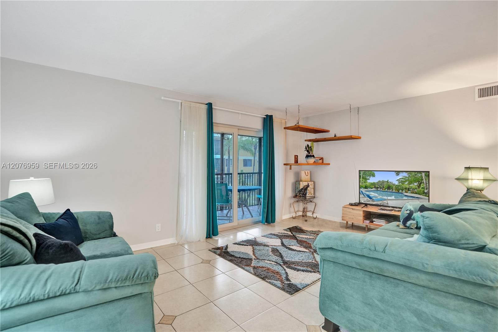 3017 N Oakland Forest Dr # 208, Oakland Park FL 33309 photo 3