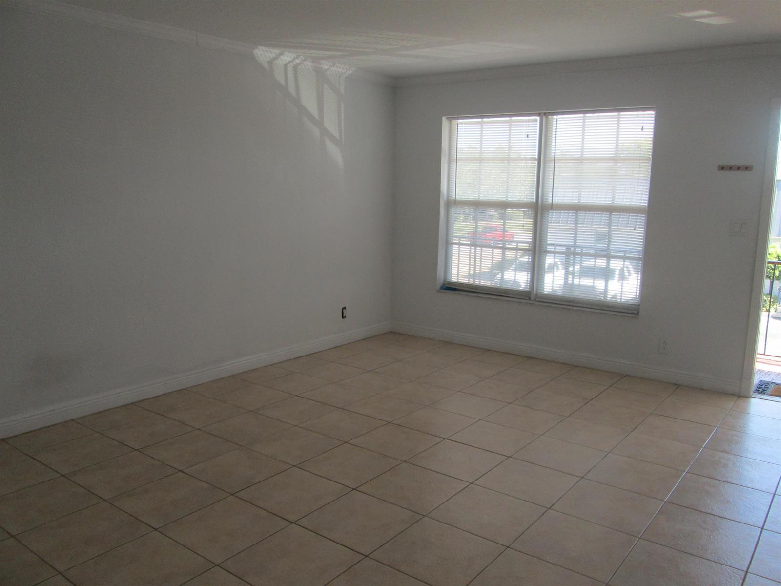405 N Cypress Drive # 4, Tequesta FL 33469 photo 3