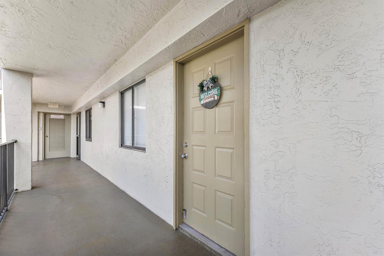 2205 S CYPRESS BEND Drive # 302, Pompano Beach FL 33069 photo 3