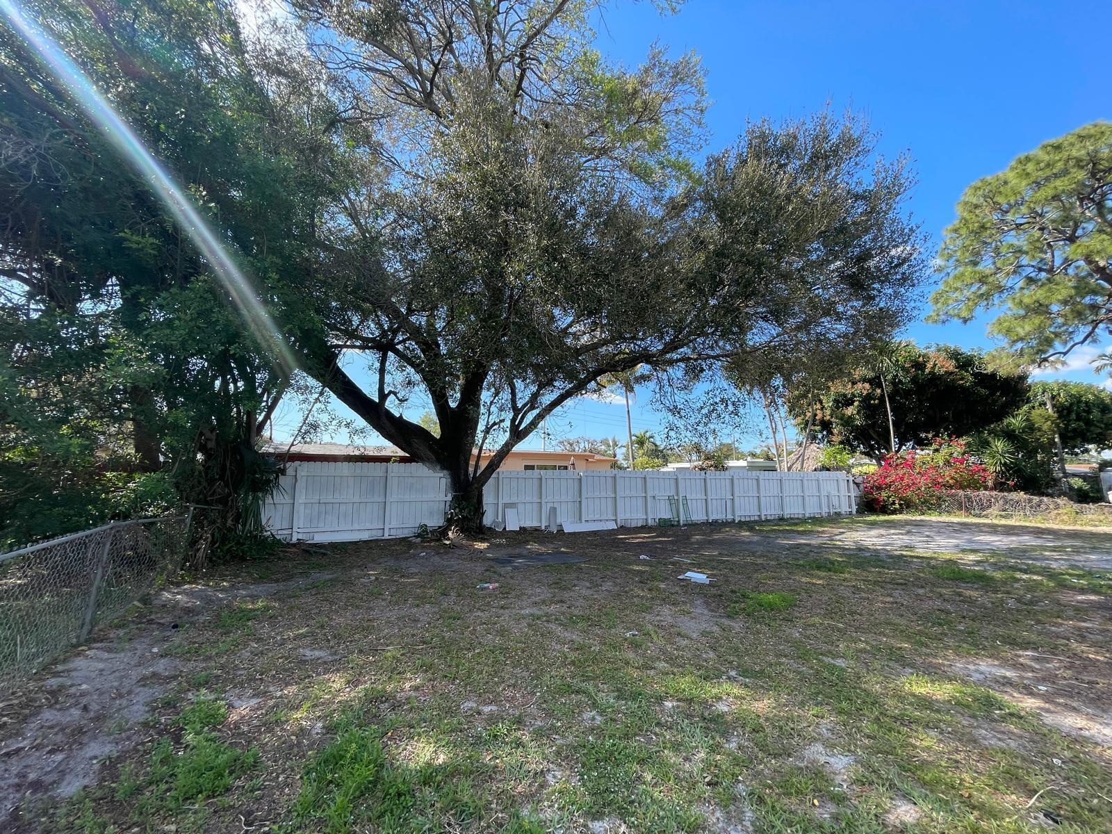 431 NW 33RD Terrace, Lauderhill FL 33311 photo 4