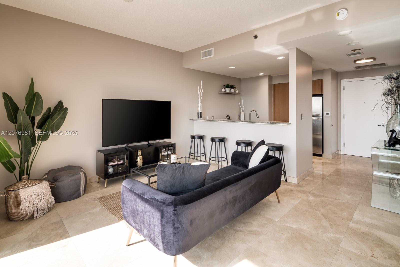 1060 Brickell Ave # 4009, Miami FL 33131 photo 5