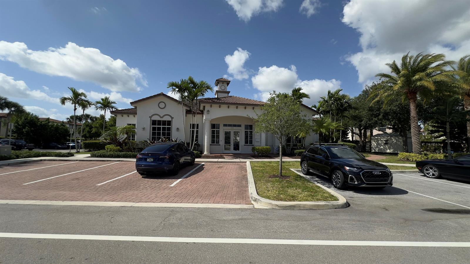 4230 NAPOLI LAKE Drive, Riviera Beach FL 33410 photo 4