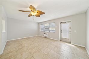 114 NORTHAMPTON F # 114, West Palm Beach FL 33417