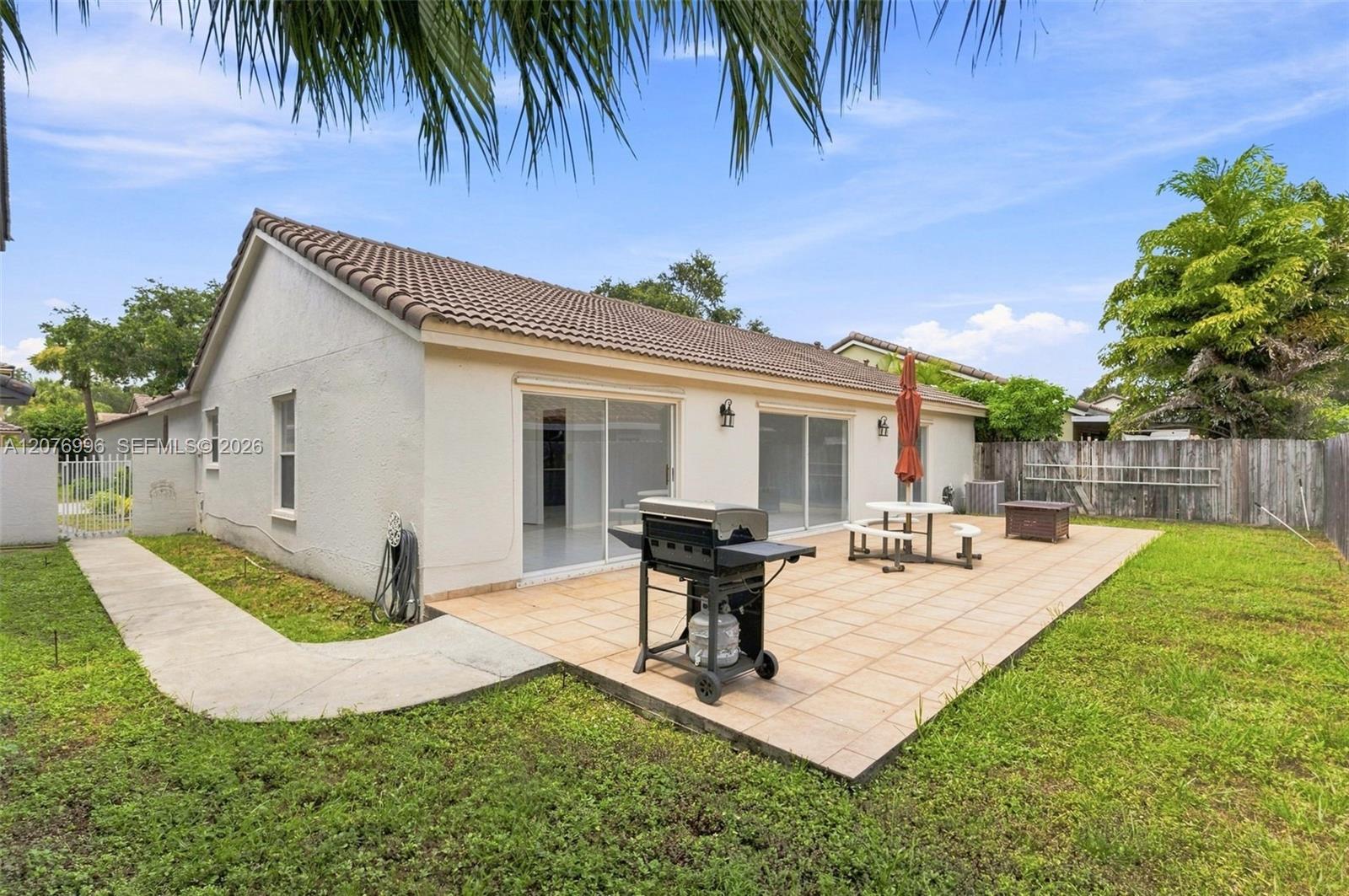 19181 NW 89th Ave # 1, Hialeah FL 33018 photo 4