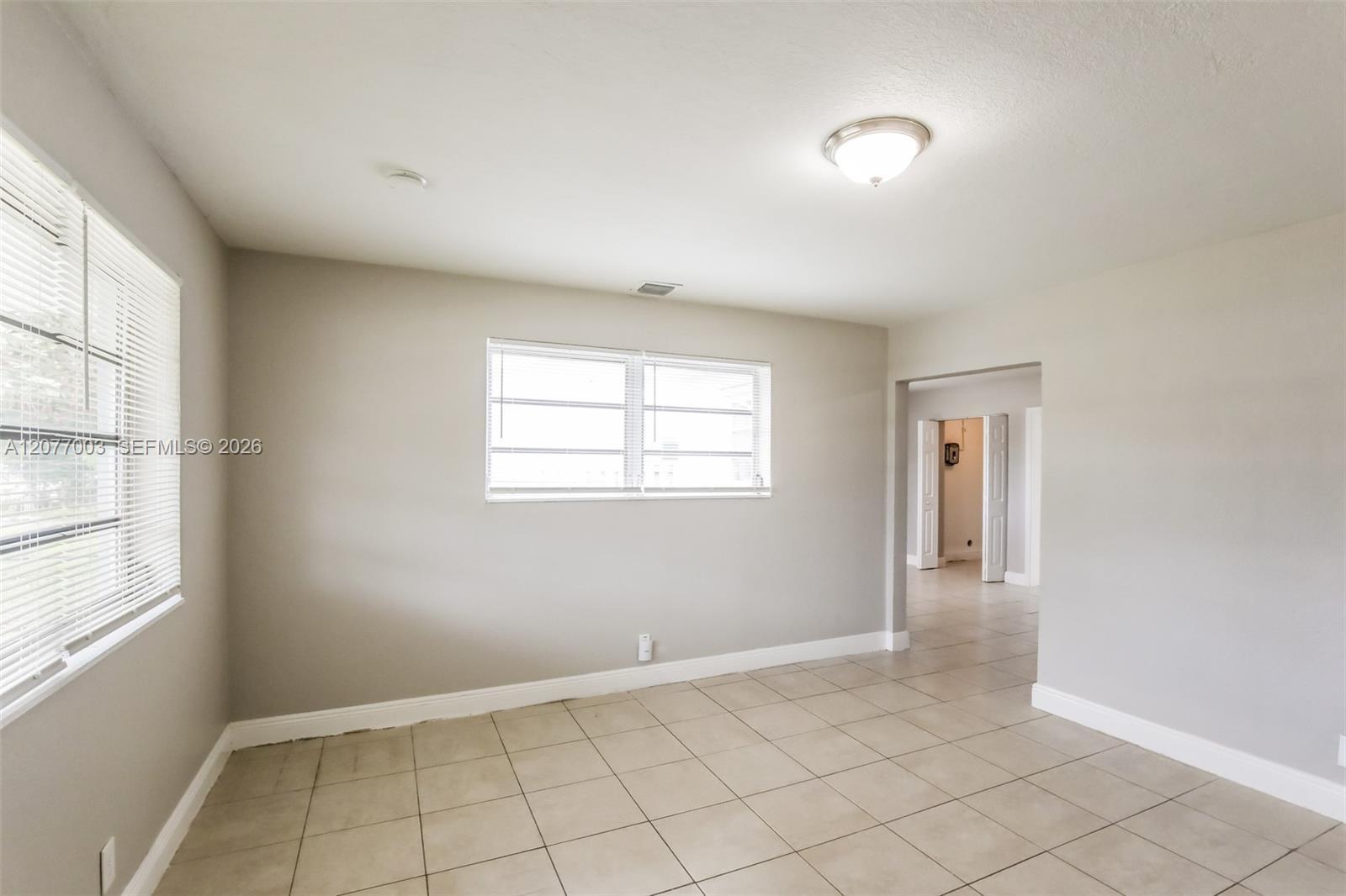 2435 Liberty St, Hollywood FL 33020 photo 2