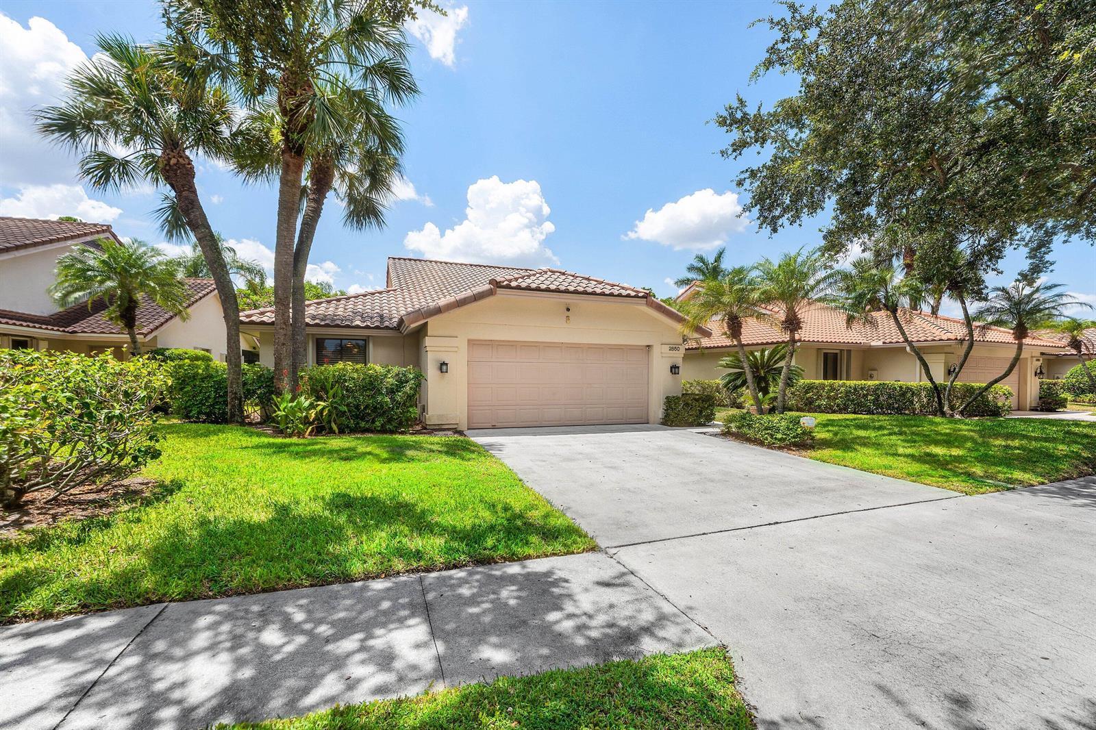 2850 ANTIETAM Lane, West Palm Beach FL 33409 photo 2