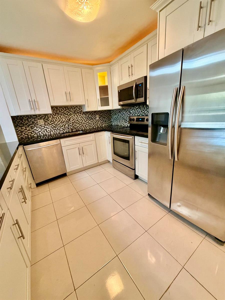 4159 NW 90th Avenue # 204, Coral Springs FL 33065 photo 2
