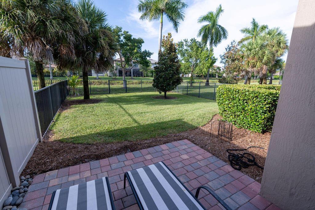 8217 Cadre Noir Road, Lake Worth FL 33467 photo 2