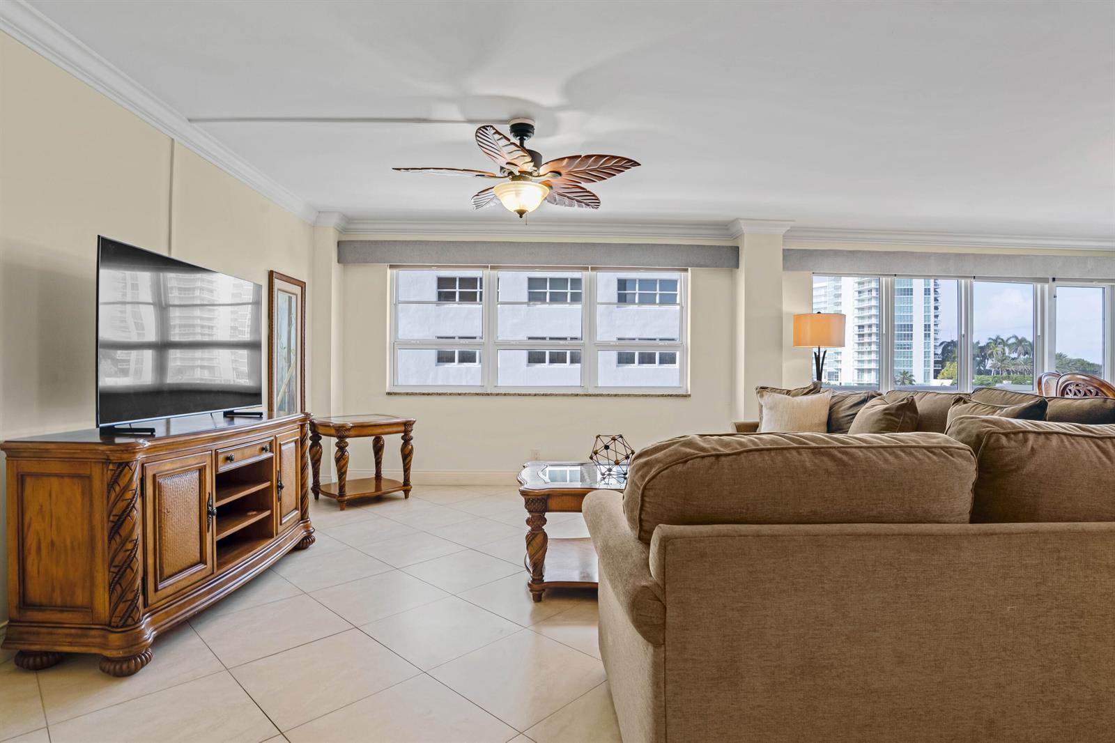 133 N Pompano Beach Boulevard, Pompano Beach FL 33062 photo 4