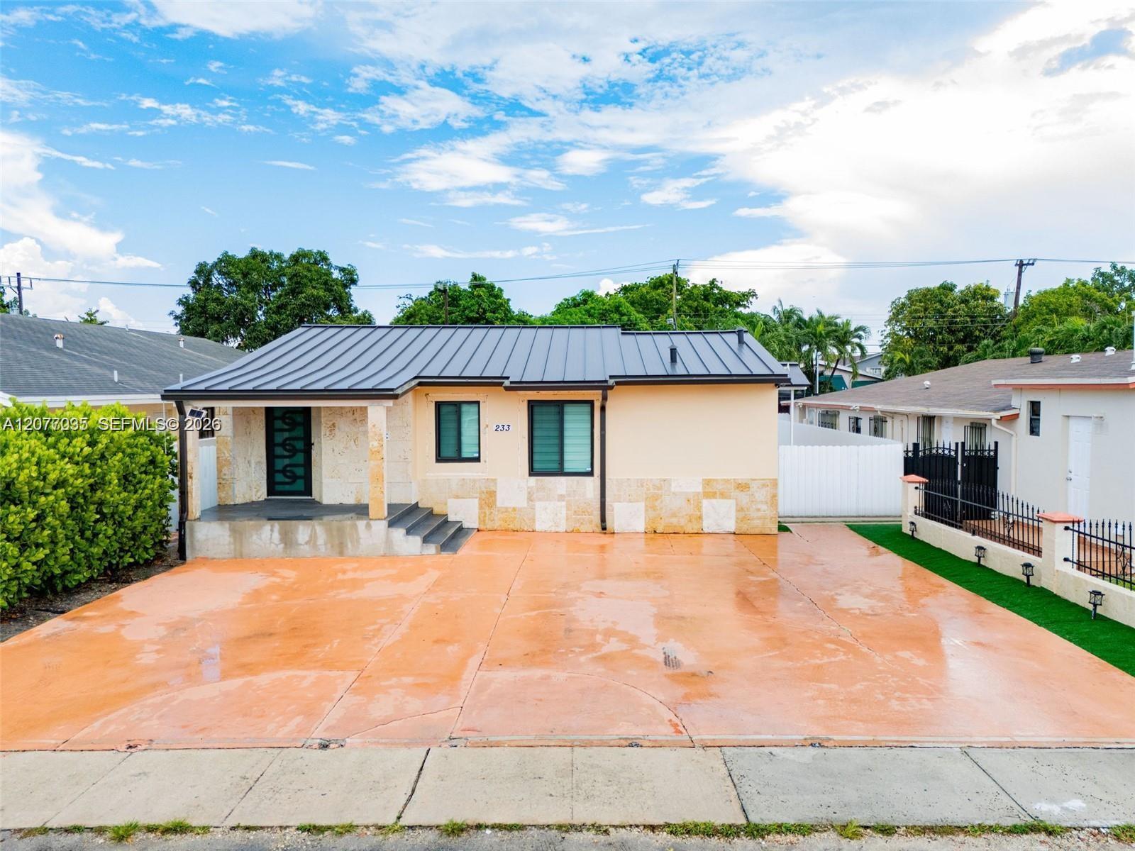 233 W 39th Pl # 0, Hialeah FL 33012 photo 4