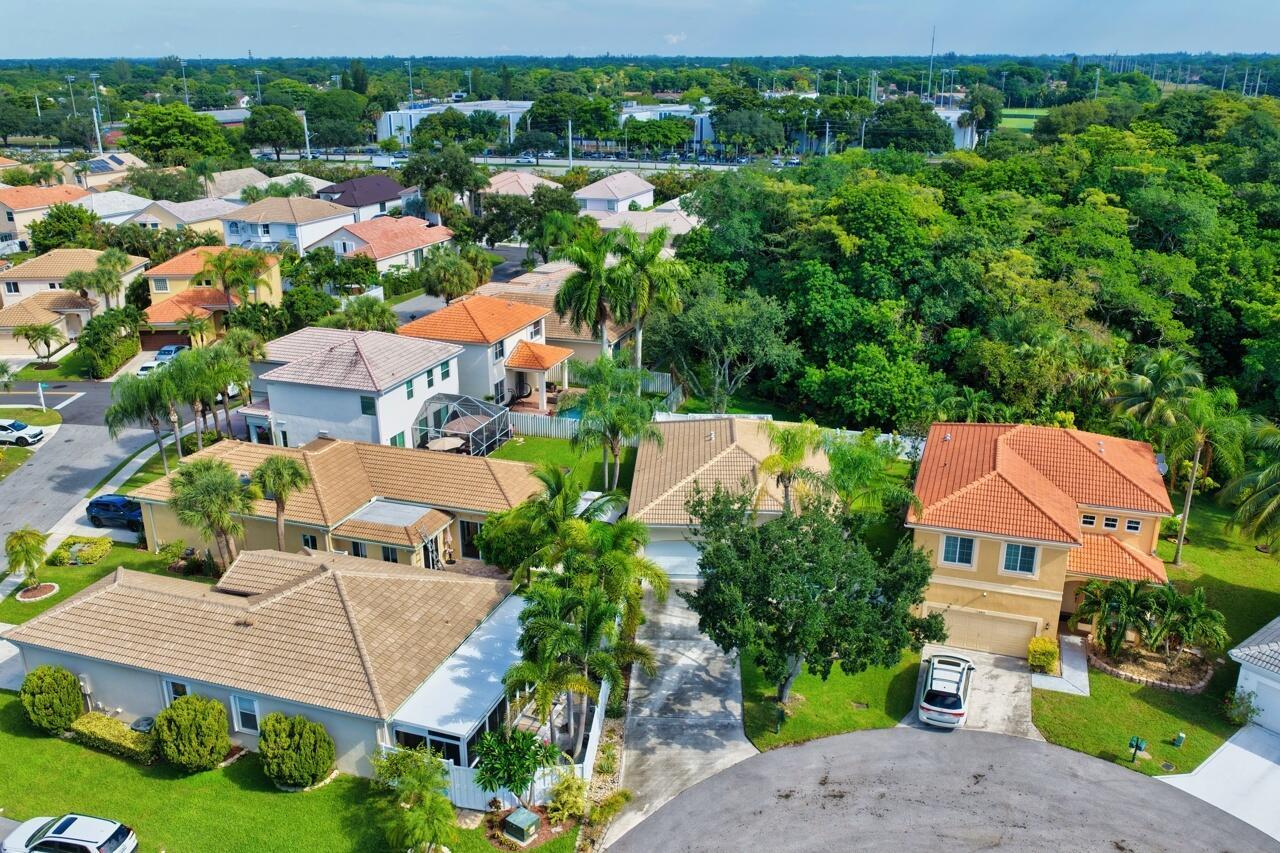6817 NW 32ND Court, Margate FL 33063 photo 3