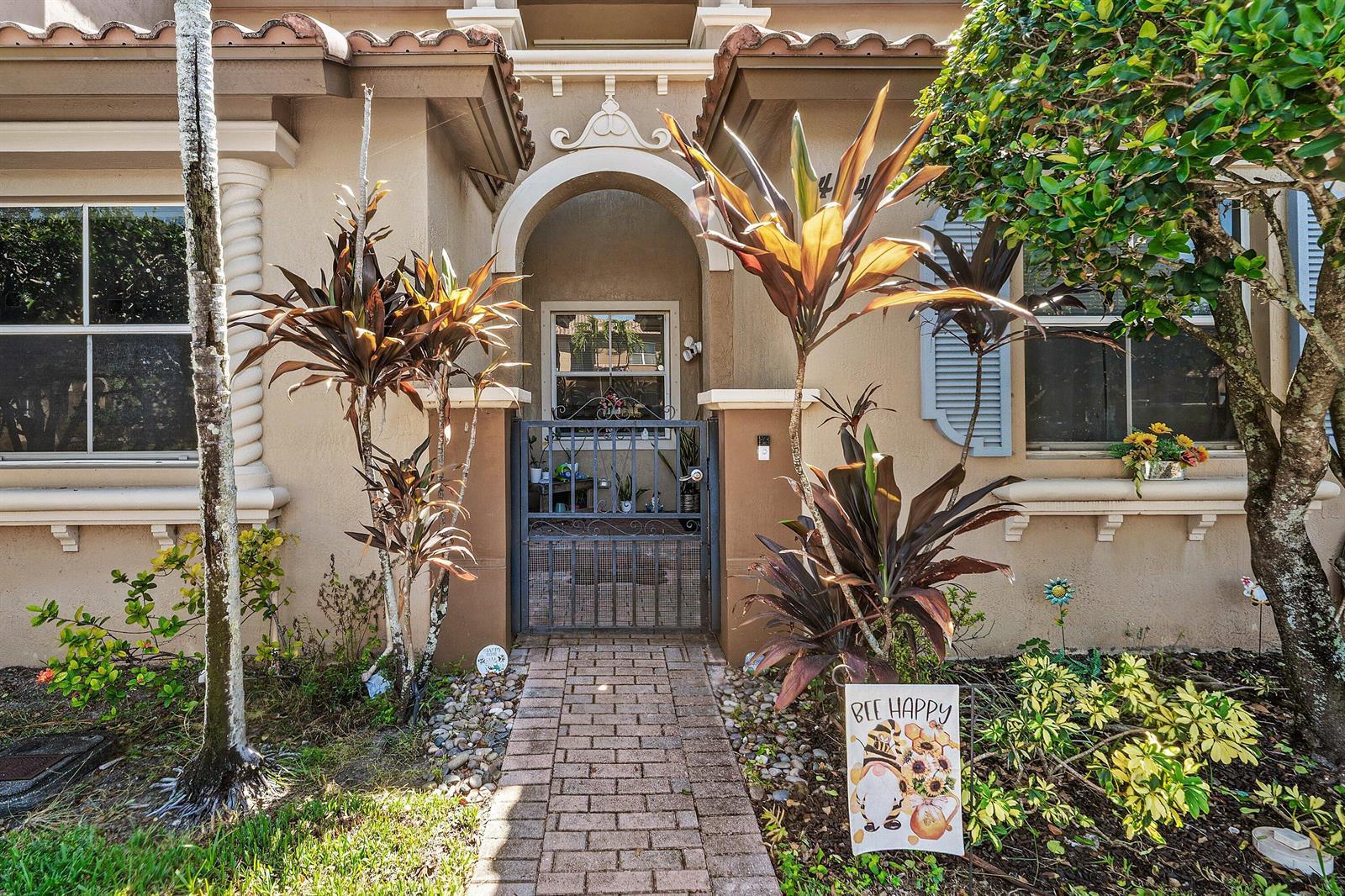 2928 HIDDEN HILLS Road # 1404, West Palm Beach FL 33411