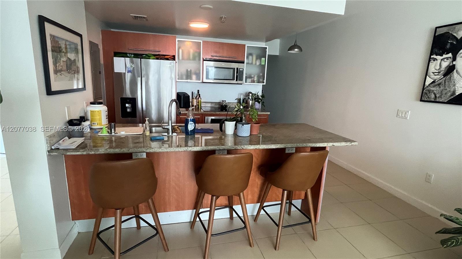 185 SW 7th St # 3702, Miami FL 33130 photo 4