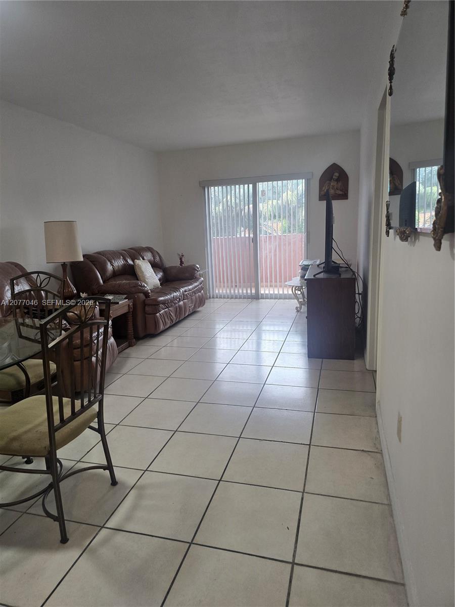 8990 SW 24th St # 226, Miami FL 33165 photo 2