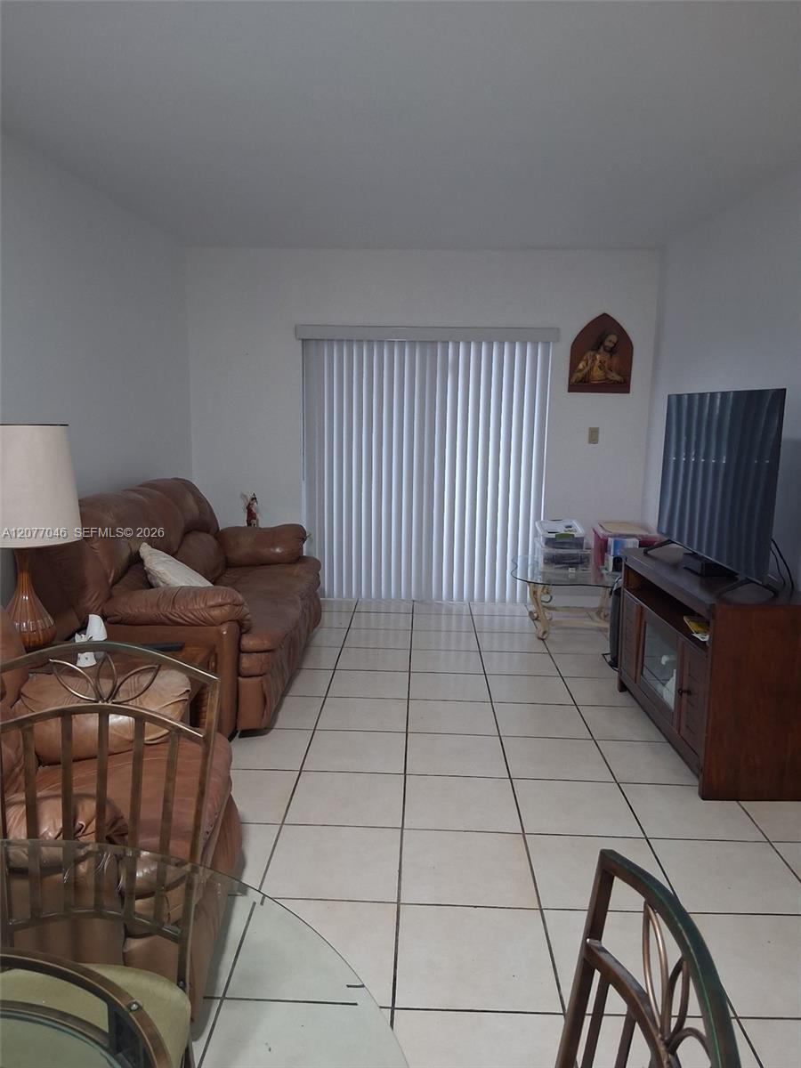 8990 SW 24th St # 226, Miami FL 33165 photo 3