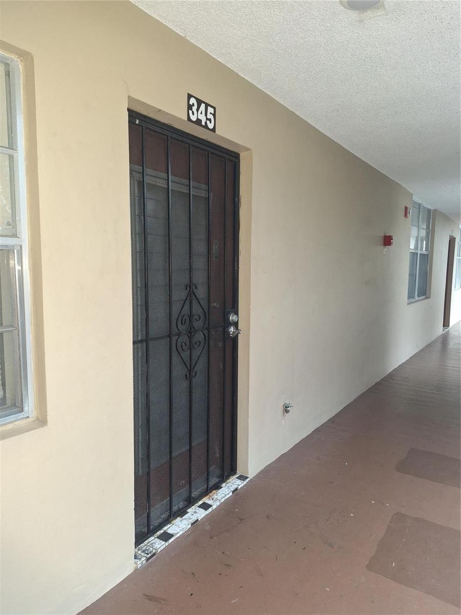 2601 NW 48TH Terrace # 345, Lauderdale Lakes FL 33313 photo 2