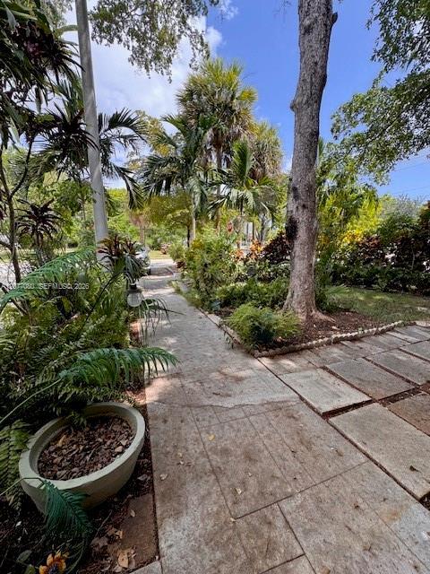 2192 NE 171st St # 1, North Miami Beach FL 33162 photo 2