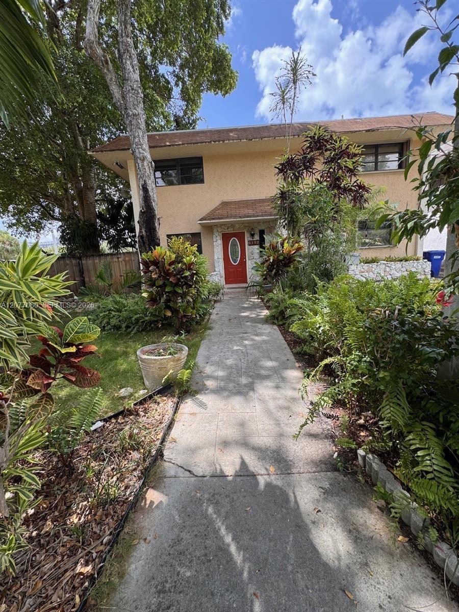2192 NE 171st St # 1, North Miami Beach FL 33162