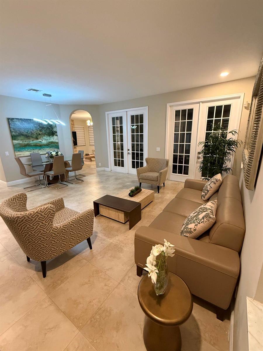 844 Falling Water Road, Weston FL 33326 photo 5