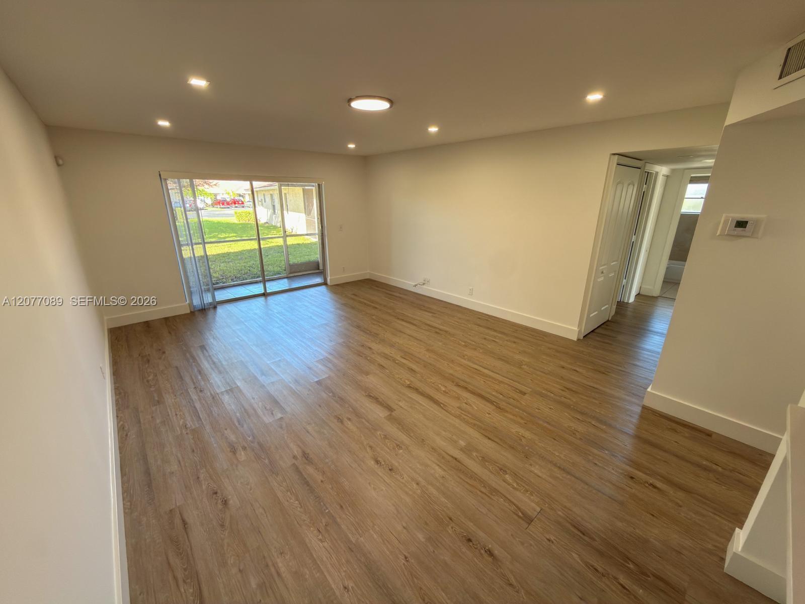 9937 Three Lakes Cir # 14d, Boca Raton FL 33428